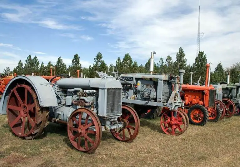 Different types of tractors with pictures