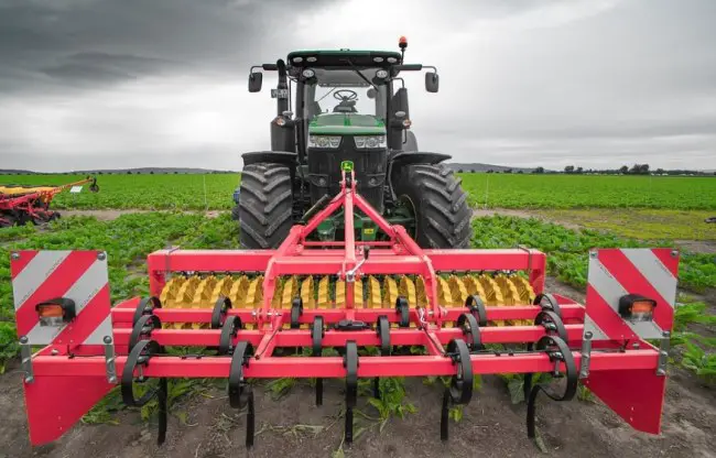 tractor cultivator